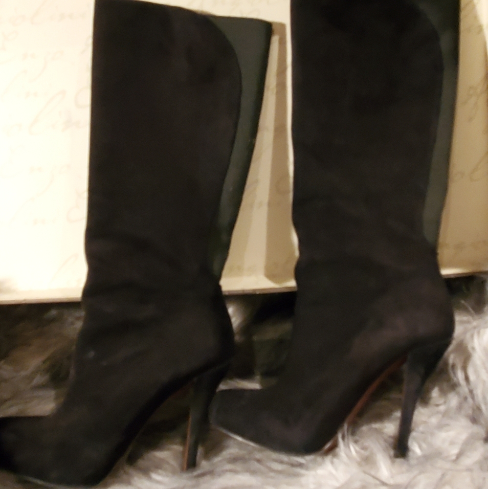 High heel suede boots